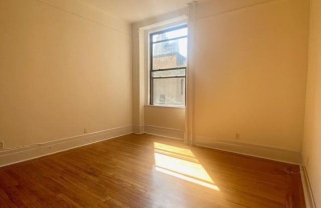 206 W 16th Street - 206 West 16th Street, New York City, NY 10011