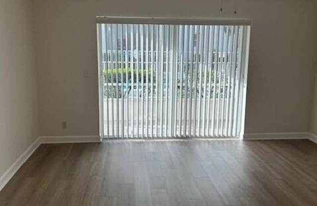 10330 N Military Trail