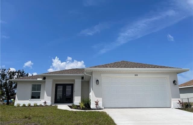 202 NW 25th PL - 202 Northwest 25th Place, Cape Coral, FL 33993