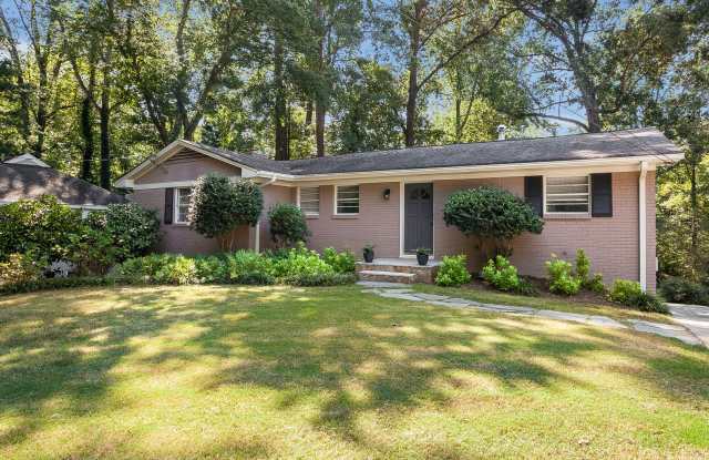 Photo of Druid Hills Hidden Gem! 4Bed-3 Bath, Hardwood Floors, Available NOW!