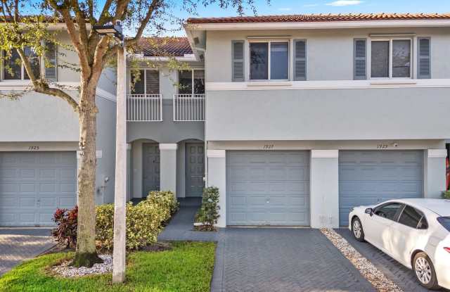 Photo of 1927 Alamanda Way