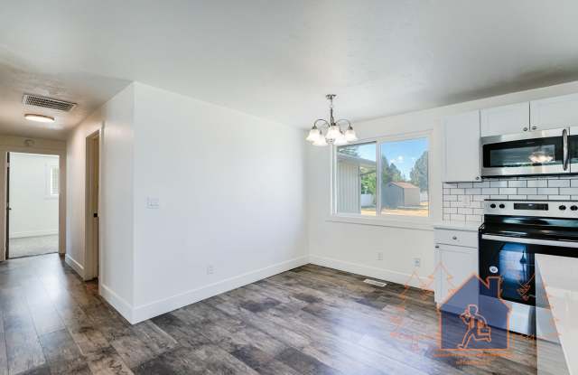 2443 South Five Mile Road