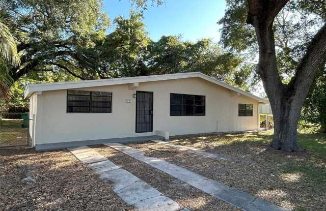 3101 NW 164th Ter
