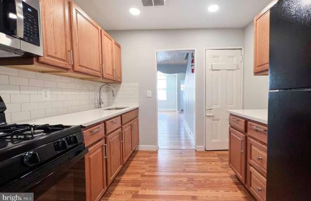 2525 INGERSOLL STREET