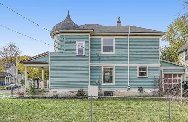 1035 Jackson Street Northwest