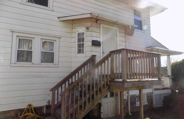 53 SUNSET Avenue unit: 2