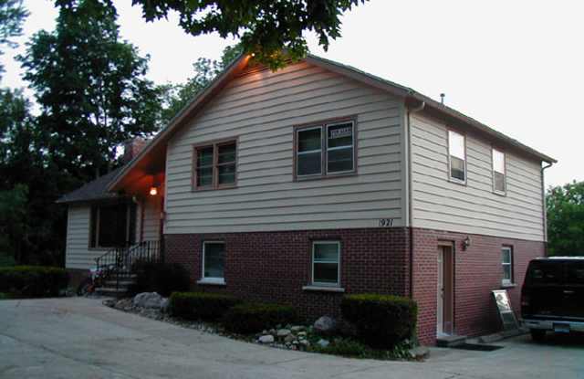 Photo of 1921 Abbot Rd