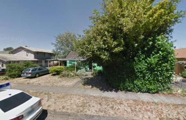 525 Tryon Avenue - 1