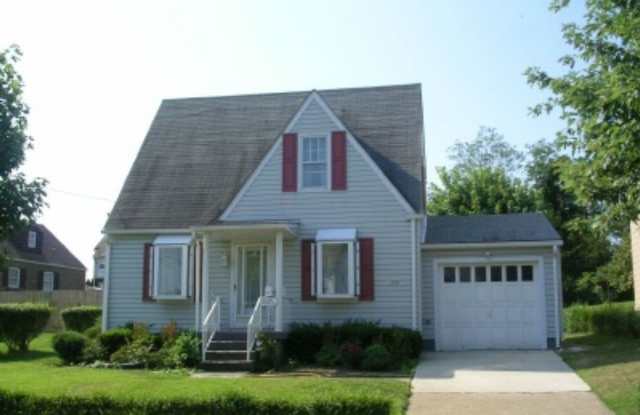 Photo of VIDEO WALK THROUGH Two Bedroom Home in an Excellent Neighborhood