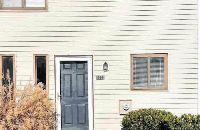 1444 Tenbury Drive - 1