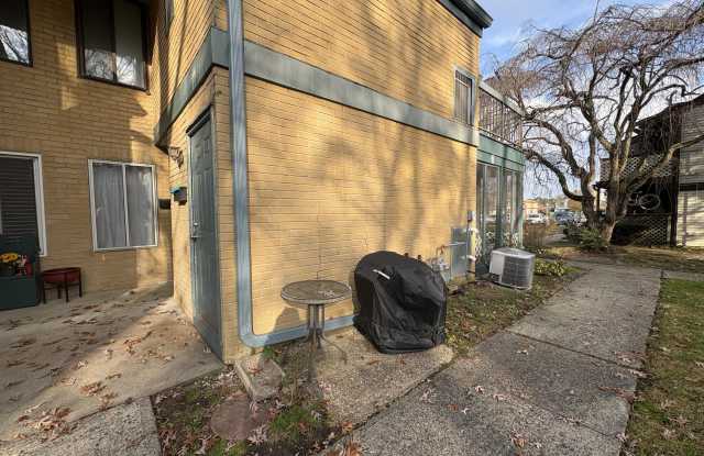 69 Northrup Drive unit: 56