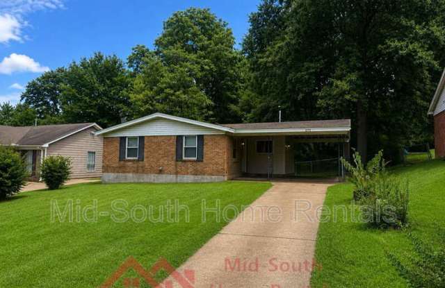1775 Colonial Hills