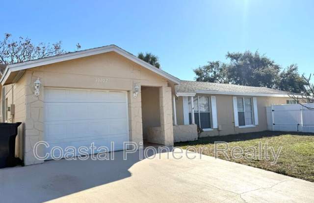 Photo of 10202 Bonnie Bay Ct