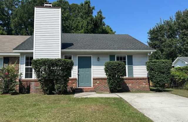 104 Glenside Court