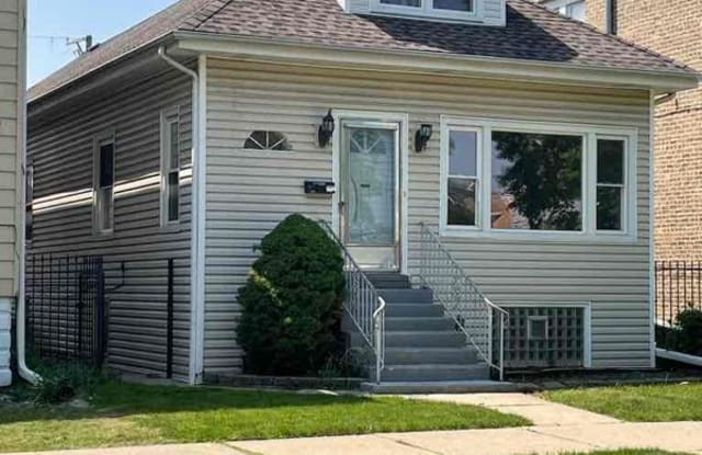 3054 N Long Ave Duplex - 3054 North Long Avenue, Chicago, IL 60641