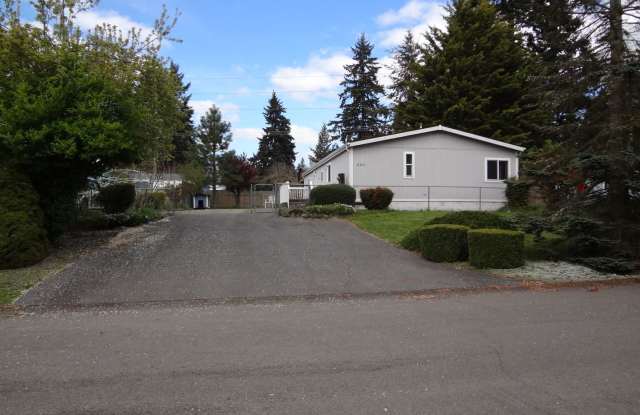 ***NEW RENT SPECIAL*** FIRST MONTH FREE!!!!!