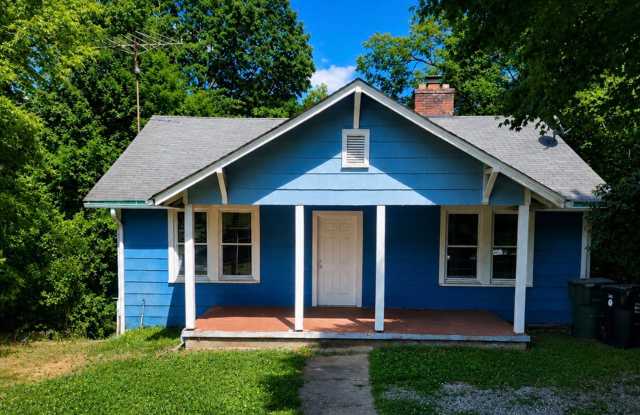 975 Old Charlotte Rd.