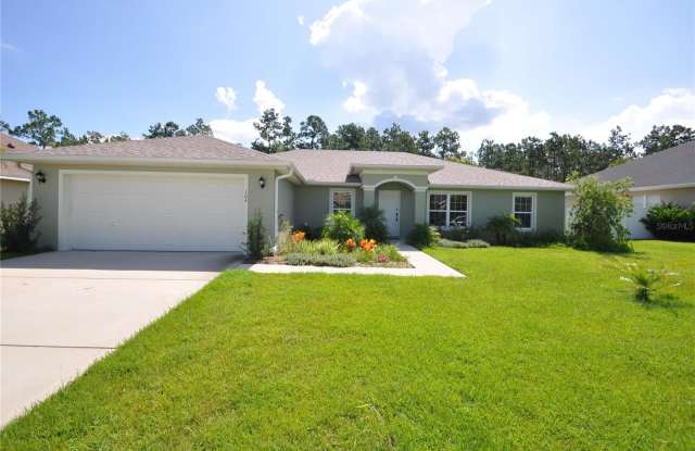 104 S COOPERS HAWK WAY