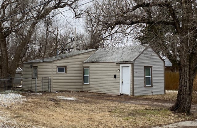 2127 W Munnell St - 2127 Munnell Street, Wichita, KS 67213