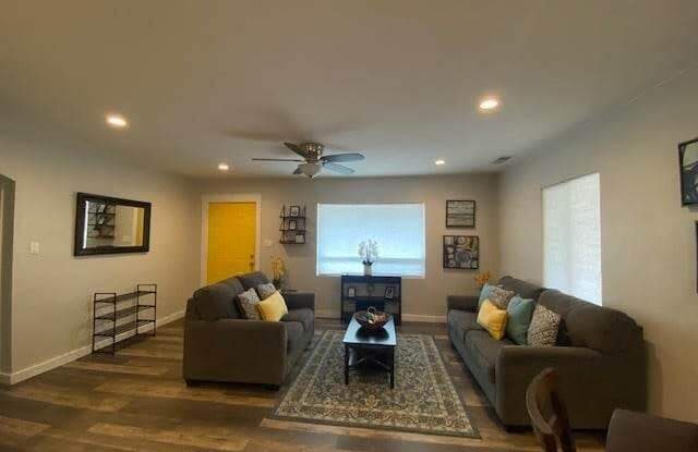 2120 E Silver Street