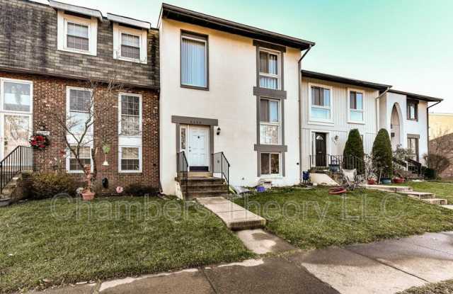 8088 Edinburgh Dr