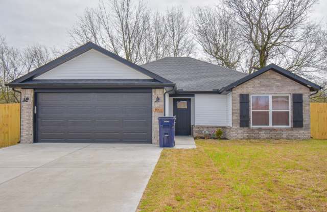 3 Bedroom 2 Bath Home in Prairie Grove