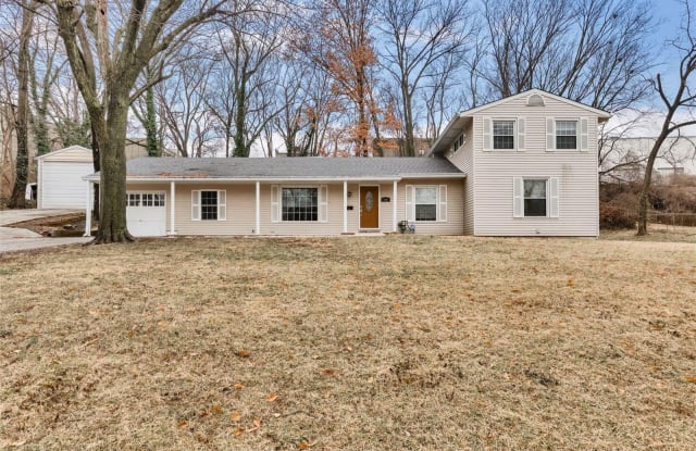 1105 Saint Charles Avenue - 1105 Saint Charles Avenue, St. Charles, MO 63301