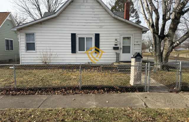 Photo of Near Anderson University 2 Bedroom on Corner Lot with Garage, Available NOW!