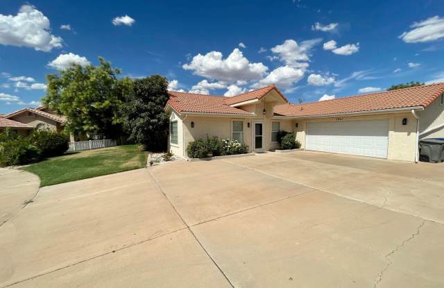 1967 Hedera Place - 1967 Hedera Place, St. George, UT 84790