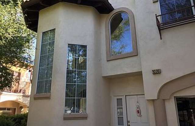 Photo of Beautiful 3 bd/2.5 bath Newbury Park Home