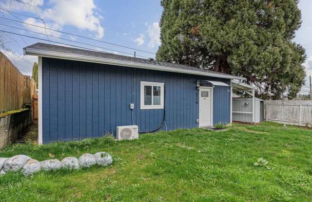 Brand New Tacoma DADU | 1-Bed, A/C, Parking  15 Mins to JBLM!