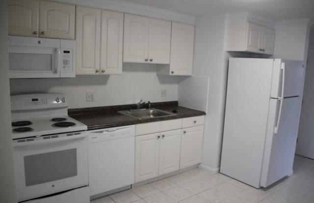 HOT ALLSTON LISTING!!!!