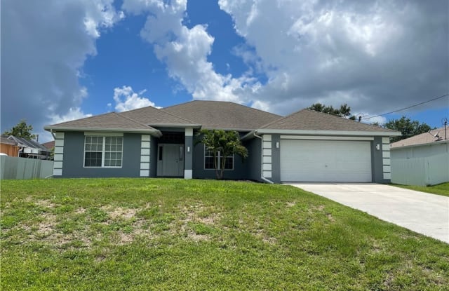 908 NW 15th Avenue - 908 NW 15th Ave, Cape Coral, FL 33993