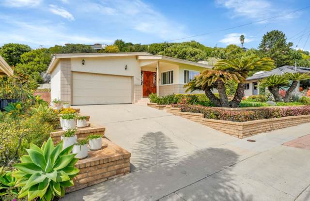 Photo of 5250 Vickie Dr