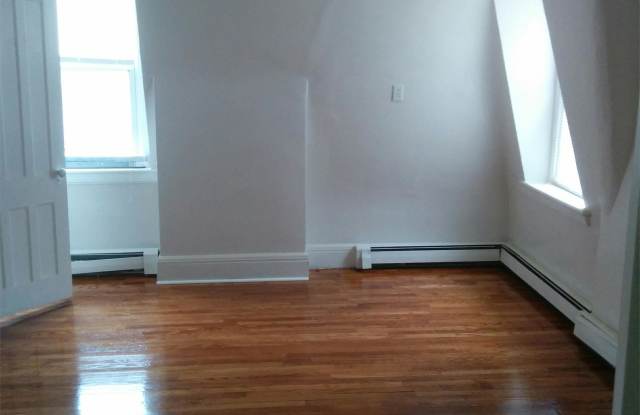 1284 Park Ave - 1st Floor