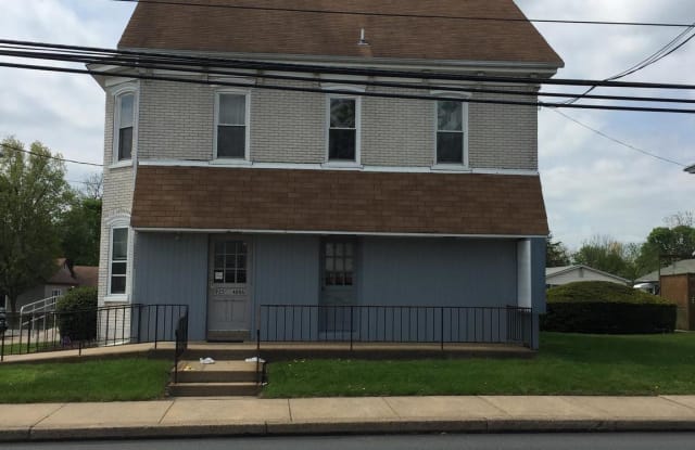 925 MAIN STREET - 925 Main St, Pennsburg, PA 18073