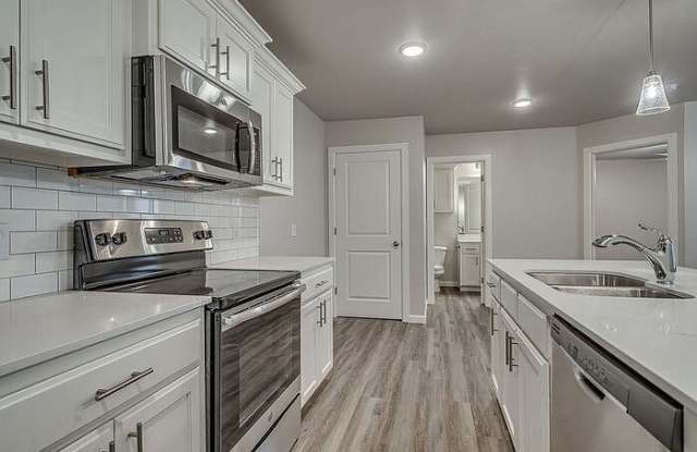 872 Oak Hill Rd