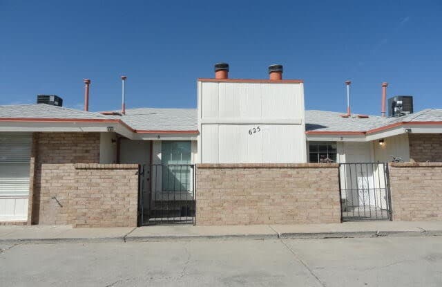 625 White Cliffs Drive - 625 White Cliffs Drive, El Paso, TX 79912