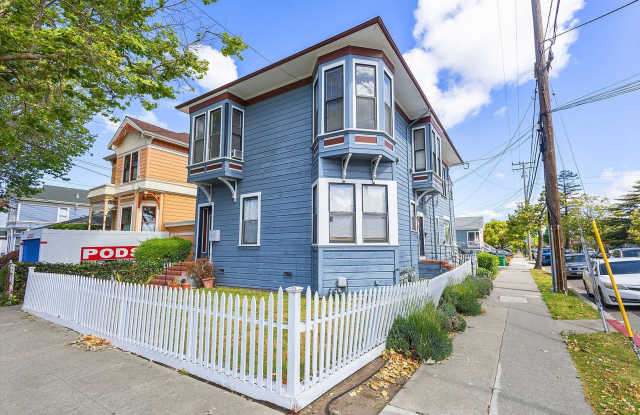 1219 Central Ave #C - Studio | 1 bath