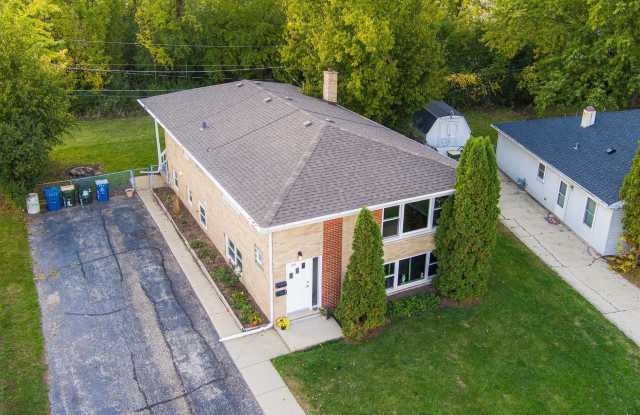 286 Wayne Court unit: 2