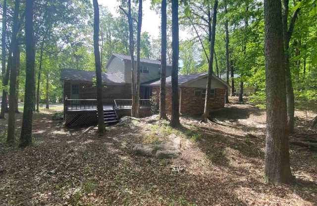 8033 Navios Drive Southeast