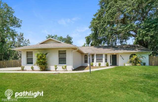 2730 Woodland Drive UNIT