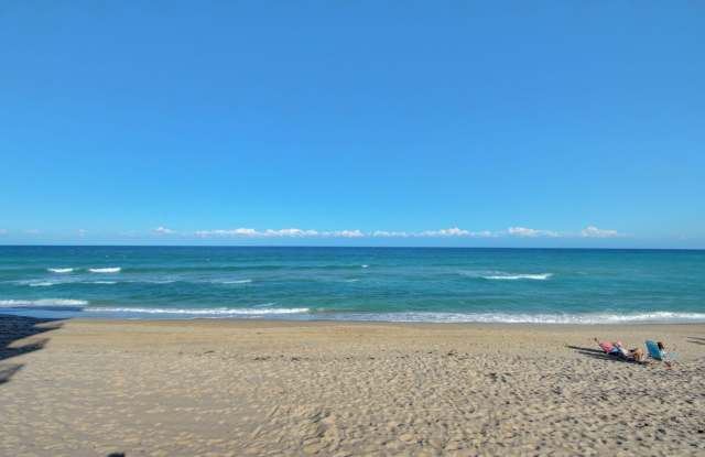 Photo of 3540 S Ocean Boulevard