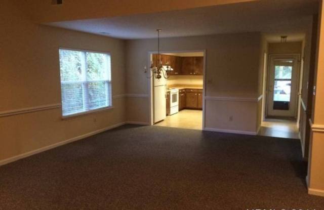 3102 Country Club Road