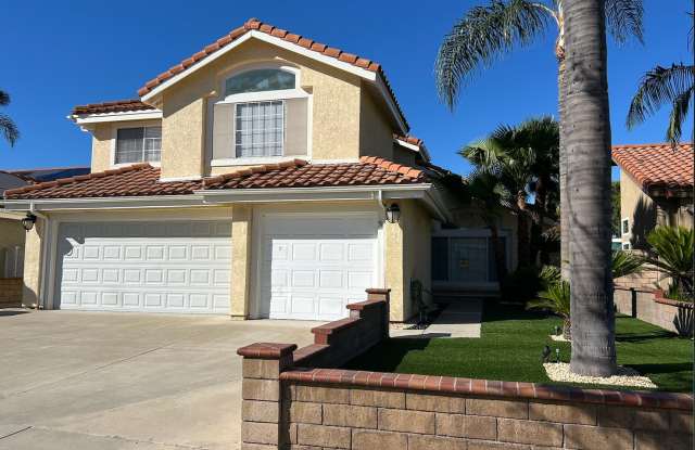 1359 Pajero Dr, Corona, CA 92882