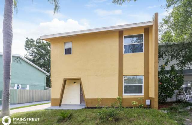 2065 Loma Linda Way North