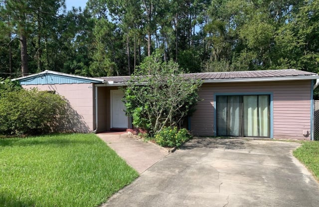 4156 EVE DR E - 4156 Eve Drive East, Jacksonville, FL 32246