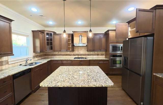 3361 Lake Mcginnis Drive