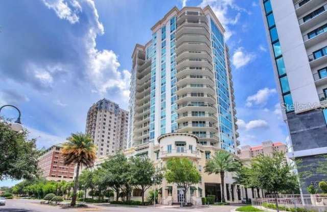 450 KNIGHTS RUN AVENUE