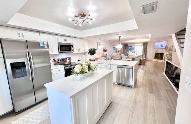 465 Pinellas Bayway South